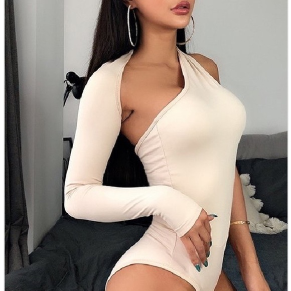 LAST ONE! Chelsea Asymmetrical Top in White - Picture 2 of 3